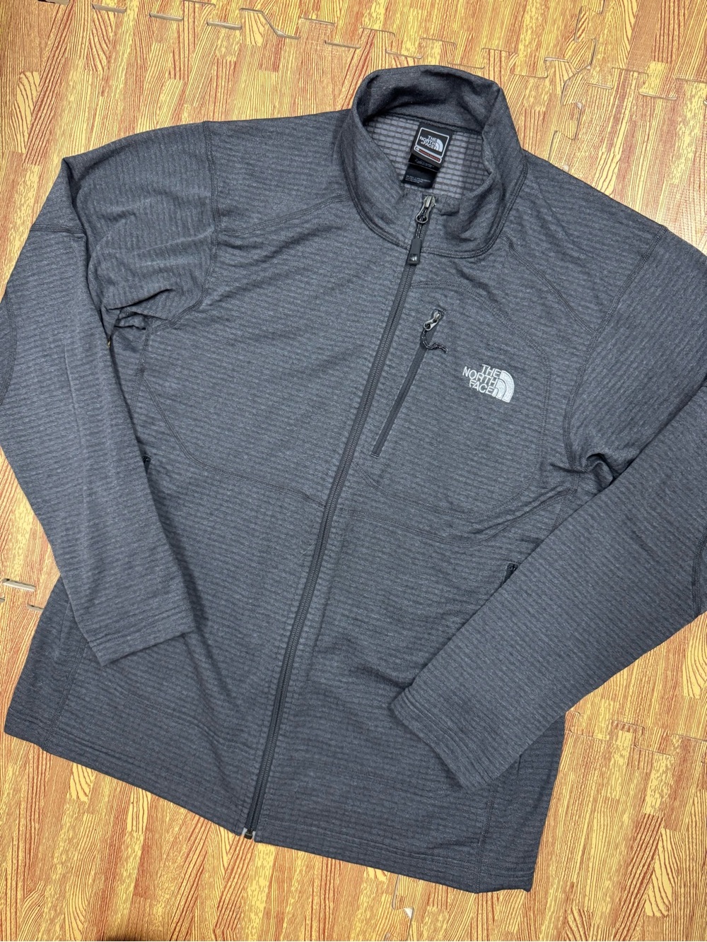 The North Face Summit Series Mens Large Gray Full Zip Jacket Fleece Grid Hiking